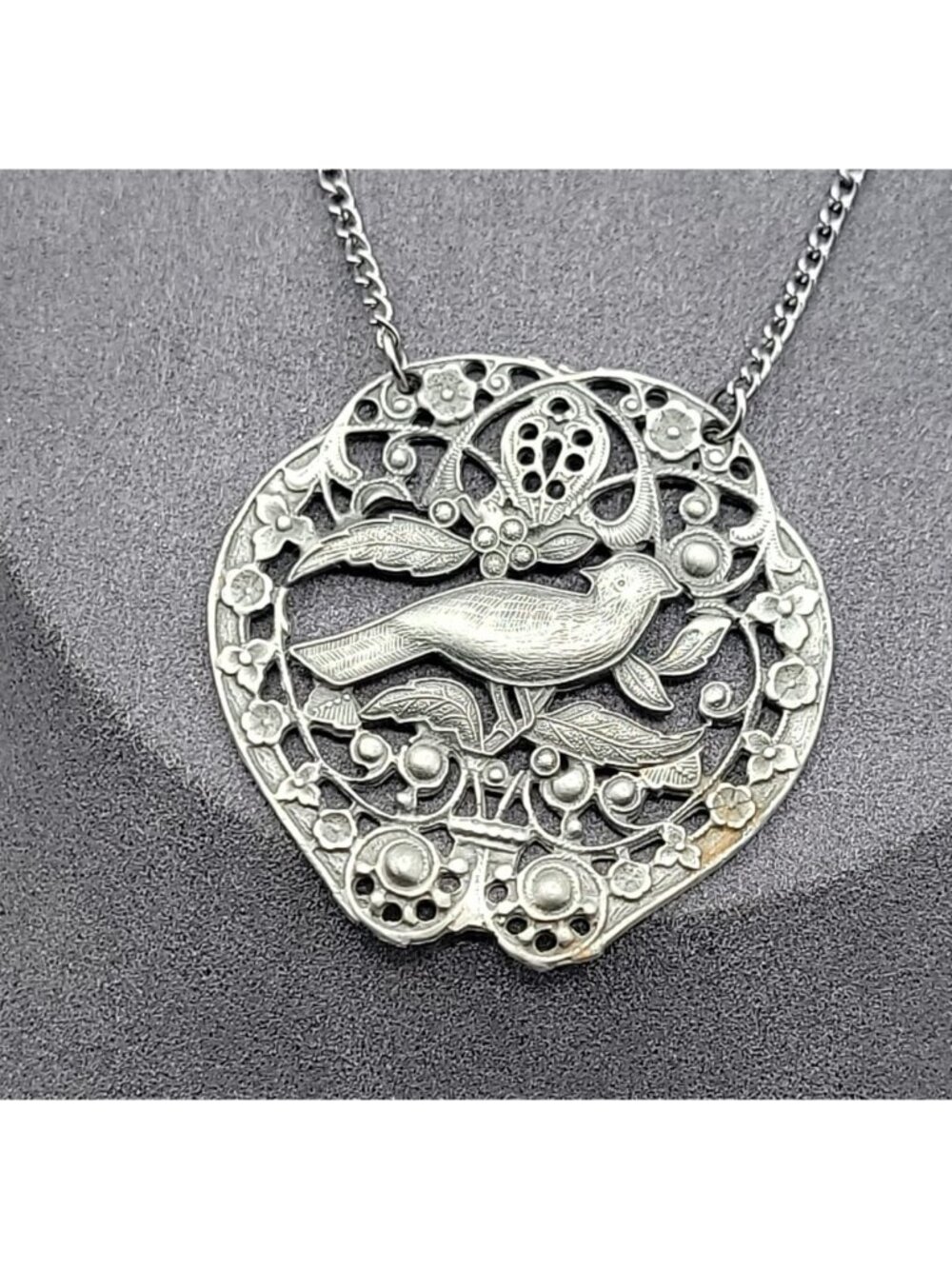 Vintage Bird Floral Pendant Silver Tone Filigree Open-Work Design 18" Chain - Picture 5 of 7